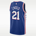 Jersey Nike de la NBA Swingman para niños talla grande Joel Embiid Philadelphia 76ers 2023/24 Icon Edition