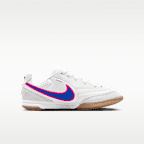 ナイキ⁠ジュニア ティエンポ ストリートガト ジュニア⁠インドアコート ローカット サッカーシューズ