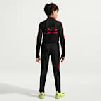Paris Saint-Germain Strike Older Kids' Nike Dri-FIT Football Knit Pants