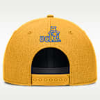 Gorra universitaria Nike Dri-FIT con estructura A-Frame ajustable para hombre UCLA Legacy Letter & Location Rise