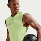 Playera de fitness ajustada sin mangas Dri-FIT para hombre Nike Pro