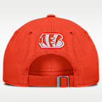 Gorro ajustable Nike de la NFL de los Cincinnati Bengals para hombre con marca denominativa Primetime Club