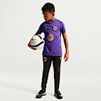 FC Barcelona Strike Away Kobe Dri-FIT Fußball-Kurzarmshirt (ältere Kinder)