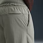 Shorts versátiles Dri-FIT de 18 cm sin forro para hombre Nike Unlimited