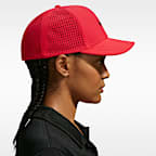 Gorra de golf Dri-FIT ADV SwooshFlex con estructura Nike Rise
