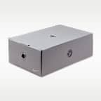 レブロン 22 "Tunnel Vision" EP バスケットボールシューズ