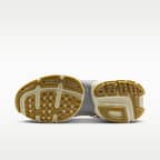 ナイキ V2K ラン ウィメンズシューズ リフレクティブ (再帰反射) アクセント付き