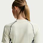 Playera interior deportiva de manga corta Dri-FIT para mujer Nike ACG "Wildsee"