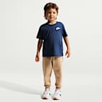 Nike Sportswear Camiseta bordada Futura - Niño/a pequeño/a