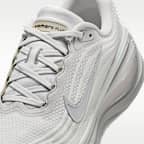 ナイキ ボメロ プラス メンズ ロード ランニングシューズ