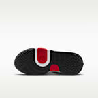 Nike Team Hustle D 11 Older Kids' Basketball Shoes