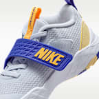 Nike Team Hustle D 12 Little Kids' Shoes