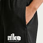 กางเกงขาสั้นเอวปานกลางผู้หญิง Nike Sportswear Club Fleece