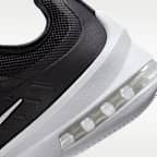 ナイキ エア マックス アクシス メンズシューズ