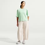 Playera de manga corta Dri-FIT para mujer Nike 24.7 ImpossiblySoft Light