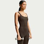 NikeSKIMS damebody i korsettstil i Matte-stoff (74 cm)