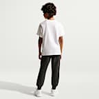 Nike Sportswear Older Kids' T-Shirt