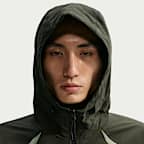 Nike Tech Men's Dri-FIT Woven Color-Block Windrunner Loose Jacket