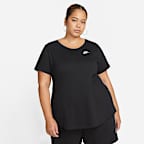 Nike Sportswear Club Essentials Damen-T-Shirt (große Größe)