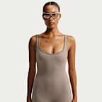 Produkte für DamenNikeSKIMS Ribbed Seamless 12,7-cm-Bodysuit mit U-Ausschnitt (Damen)