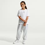 Playera para niños talla grande Nike Sportswear Club Select