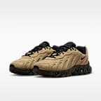 Tenis para mujer de cuero Nike Air Max Dn8