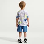 나이키 스포츠웨어 베이비(12~24개월) 프린트 티셔츠 및 경량 프렌치 테리 쇼츠 세트