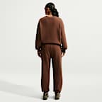 Pantalon resserré aux chevilles oversize et taille haute Nike Studio Fleece Medium Weight pour femme