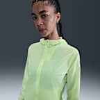 Chamarra de correr Repel plegable para mujer Nike Swift