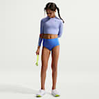 Conjunto de top cropped de manga larga y parte de abajo de cintura alta para niña talla grande Nike Swim Effortless Essential