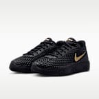 LeBron Witness X EP Basketball Shoes