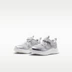 Nike Cosmic Runner SE Little Kids' Shoes