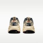 나이키 보메로 18 남성 로드 러닝화