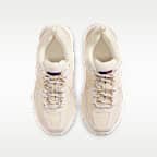 Nike Vomero 5 Older Kids' Shoes with Reflective Design Accents