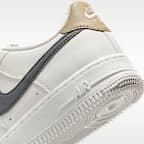 Nike Air Force 1 Older Kids' Shoes