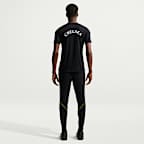 Chelsea F.C. Strike Men's Nike Dri-FIT Football Knit Pants