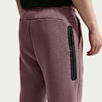 Pants de tejido Fleece con dobladillo abierto para hombre Nike Tech