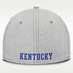 Kentucky Rise Practice Swoosh Men's Nike Dri-FIT College Hat