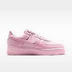 Buty damskie Air Force 1 '07 SE „Valentine's Day”