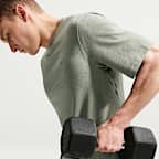 Nike Primary Men's Dri-FIT Short-Sleeve Versatile Top