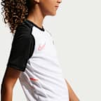 Nike Academy voetbaltop met Dri-FIT voor kids