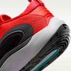 Nike IsoFly 大童籃球鞋