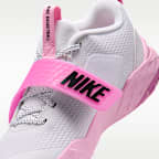 Tenis de básquetbol para niños grandes Nike Team Hustle D 12