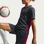 Nike Academy+ Dri-FIT fotbollsshorts för ungdom