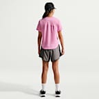 Haut à manches courtes Dri-FIT Nike Tempo pour ado (fille)