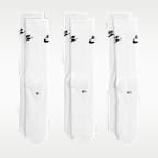 Nike Sportswear Everyday Essential Crew Socks (3 Pairs)