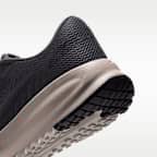 Nike Run Defy Straßenlaufschuh (Herren)