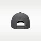 Gorra Swoosh con estructura Nike Club