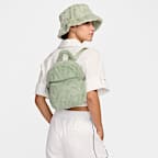 Nike Sportswear Futura 人造毛皮迷你背包 (6 公升)