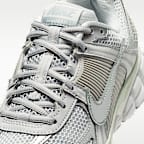 나이키 줌 보메로 5 반사 디자인 액센트 여성 신발